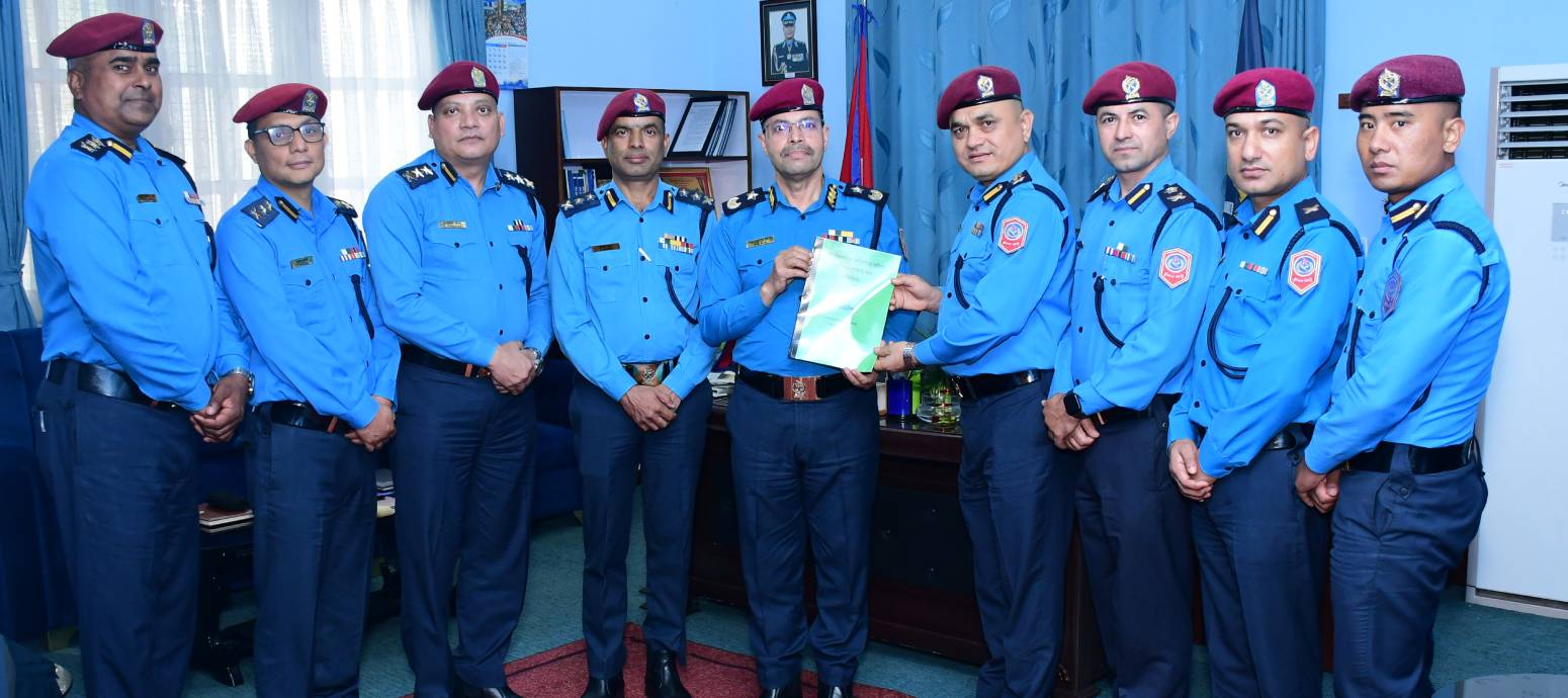 कार्यसम्पादन अभिलेख ढाँचा बमोजिम मुल्याङ्कन गर्न गठित समितिले २०८३ जेष्ठ महिनामा तयार गरेको मासिक मुल्याङ्कन प्रतिवेदन प्र.अ.म.नि. ज्यू समक्ष पेश गर्दै ।